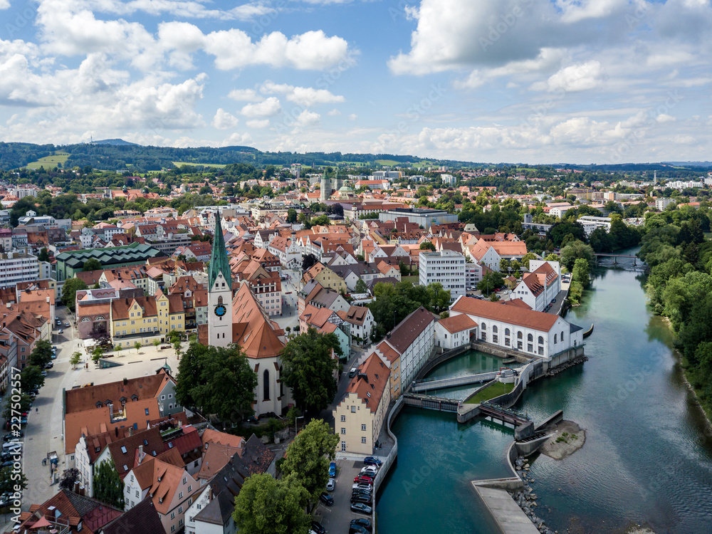 1000_F_227502557_7oNNK8d6LyiszpwA4Vvz74MebrrcSLwQ